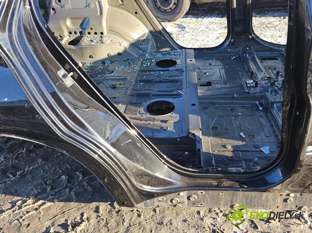 Bmw X6 E71 2007–2014 3.0d 306KM automatic 225 kW 2993 cm3 5- práh pravý  (Karoserie ostatní)