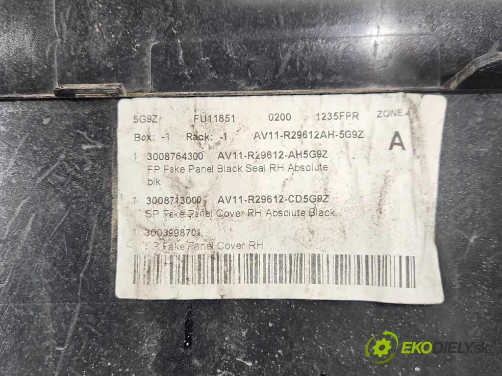 Ford B-Max  1.0 T 101 HP manual 74 kW 998 cm3 5- lišta blatník zadné pravé AV11-R29612-CD5G9Z (Lišta)