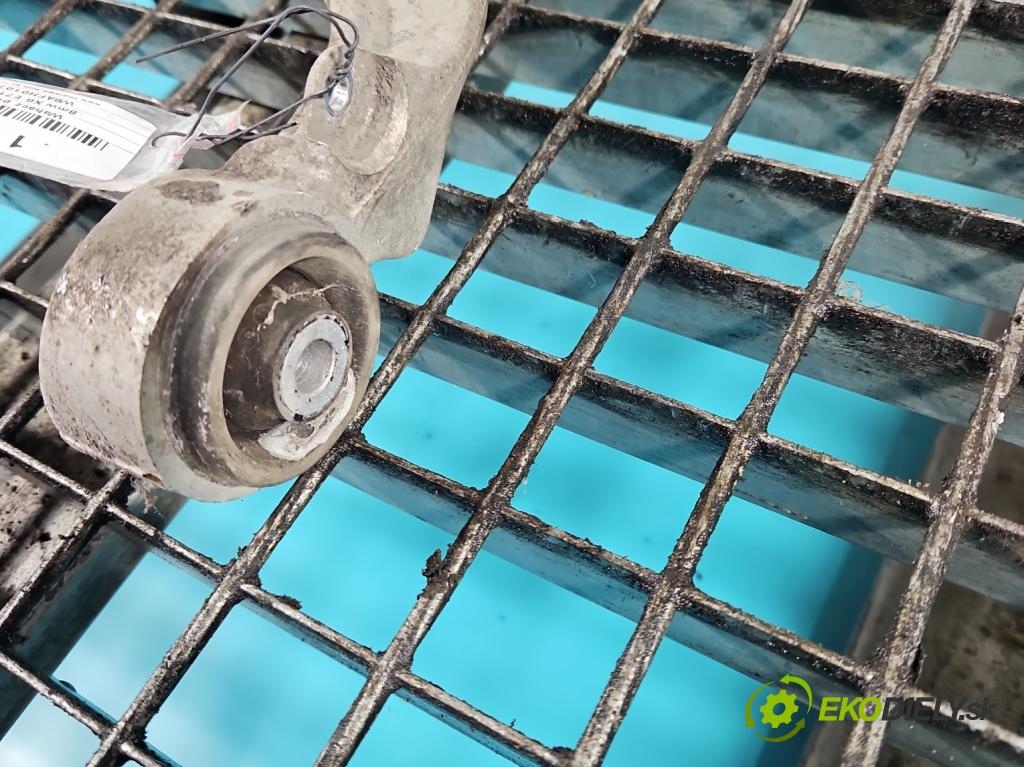 Bmw X6 E71 2007–2014 3.0d 306KM automatic 225 kW 2993 cm3 5- přední pravý  (Klika dveří ostatní)