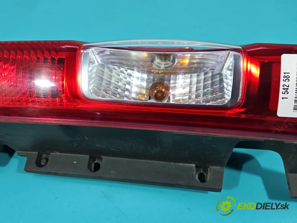 Renault Trafic II 2001-2014 2.0 dci 114 HP manual 84 kW 1995 cm3 5- svetlo / reflektor zadné pravé 265A60118R (Kľučka dverí ostatné)