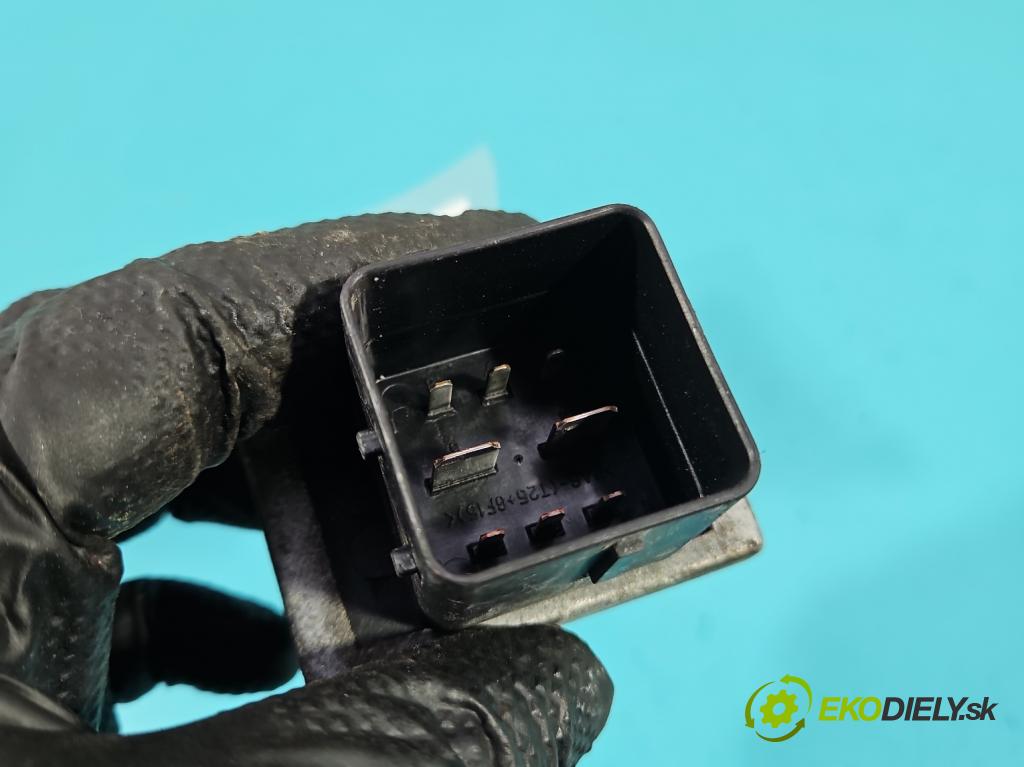 Renault Trafic II 2001-2014 2.0 dci 114 HP manual 84 kW 1995 cm3 5- Relé: svíčky: zařicích: 8200859243 (Relé)