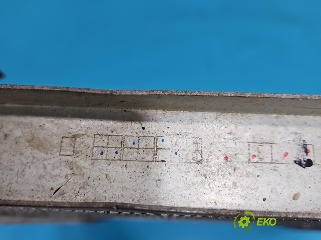 Kia Carnival II 2005-2014 2.9 crdi 185 hp manual 136 kW 2902 cm3 5- Chladič vody  (Vodní chladič)