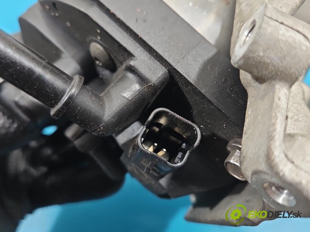 Citroen C4 Cactus 2014-2020 1.6 hdi 92 HP automatic 68 kW 1560 cm3 5- obal filtra palivo F026402862