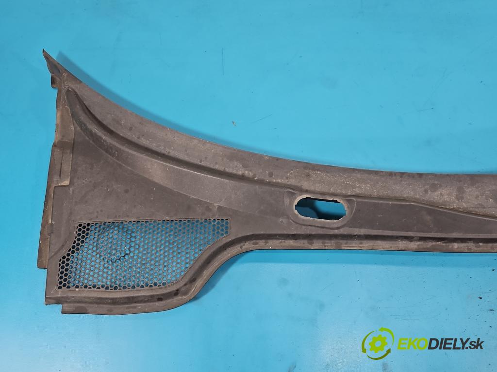 Audi A3 8P 2003-2012 2.0 tdi 140 HP manual 103 kW 1999 cm3 5- torpédo 8P1819415C (Torpédo (plast pod čelným sklom))