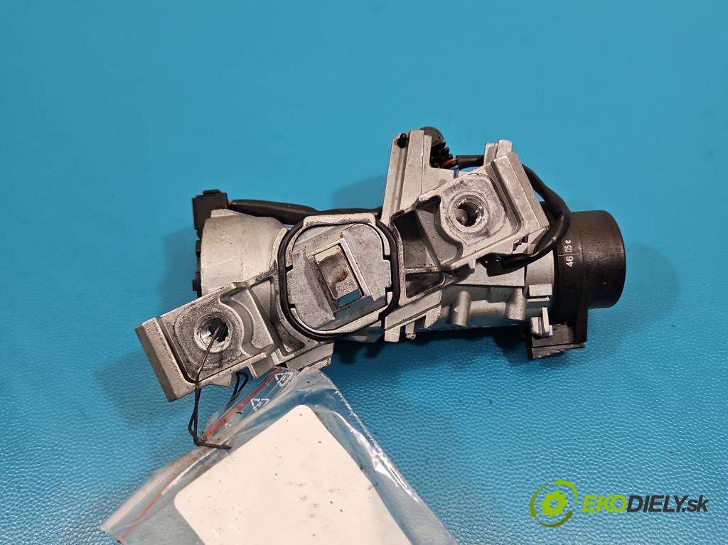 Audi A3 8P 2003-2012 2.0 tdi 140 HP manual 103 kW 1999 cm3 5- Spínačka 1K0905865 (Spínacia skrinka)