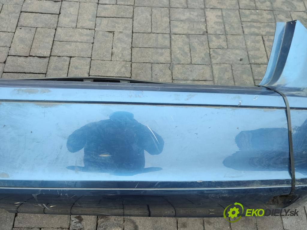 Audi A3 8P 2003-2012 2.0 tdi 140 hp manual 103 kW 1999 cm3 5- nárazník zadní  (Klika dveří ostatní)