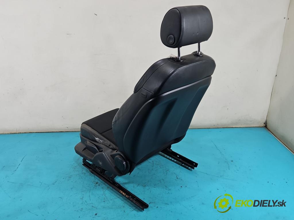 Audi A3 8P 2003-2012 2.0 tdi 140 HP manual 103 kW 1999 cm3 5- Sedačka ľavý (Sedadlo)