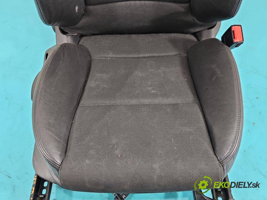 Audi A3 8P 2003-2012 2.0 tdi 140 HP manual 103 kW 1999 cm3 5- Sedačka pravý (Sedadlo)