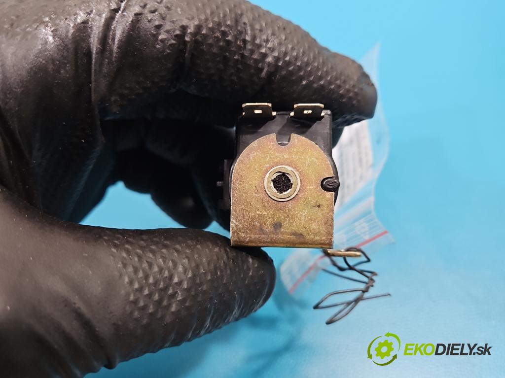 Land rover Discovery I 1989-1998 2.5 TD 113 HP manual 83 kW 2497 cm3 3- ventil ohřívač:  (Ventil kúrenia)