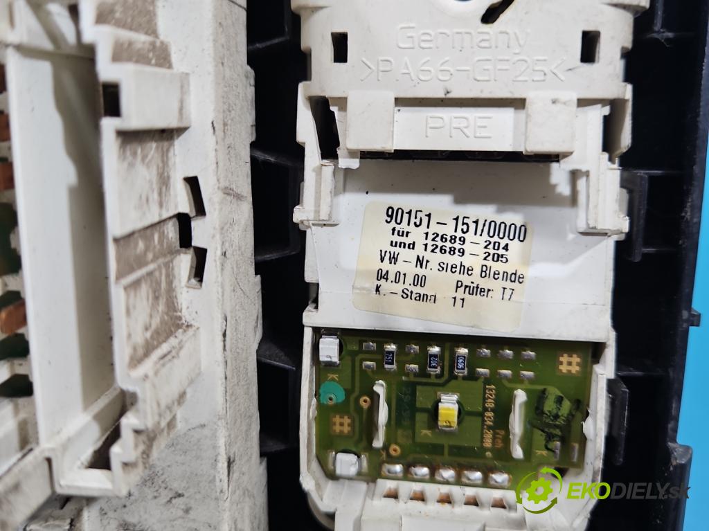 Vw Transporter T4 1990-2003 2.5 tdi 88 hp manual 65 kW 2461 cm3 5- palubní deska panel topení 7D1819045L