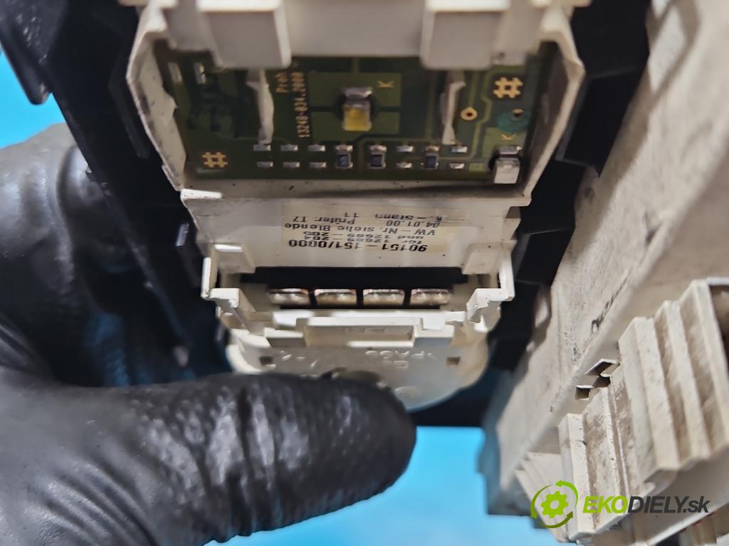 Vw Transporter T4 1990-2003 2.5 tdi 88 hp manual 65 kW 2461 cm3 5- palubní deska panel topení 7D1819045L