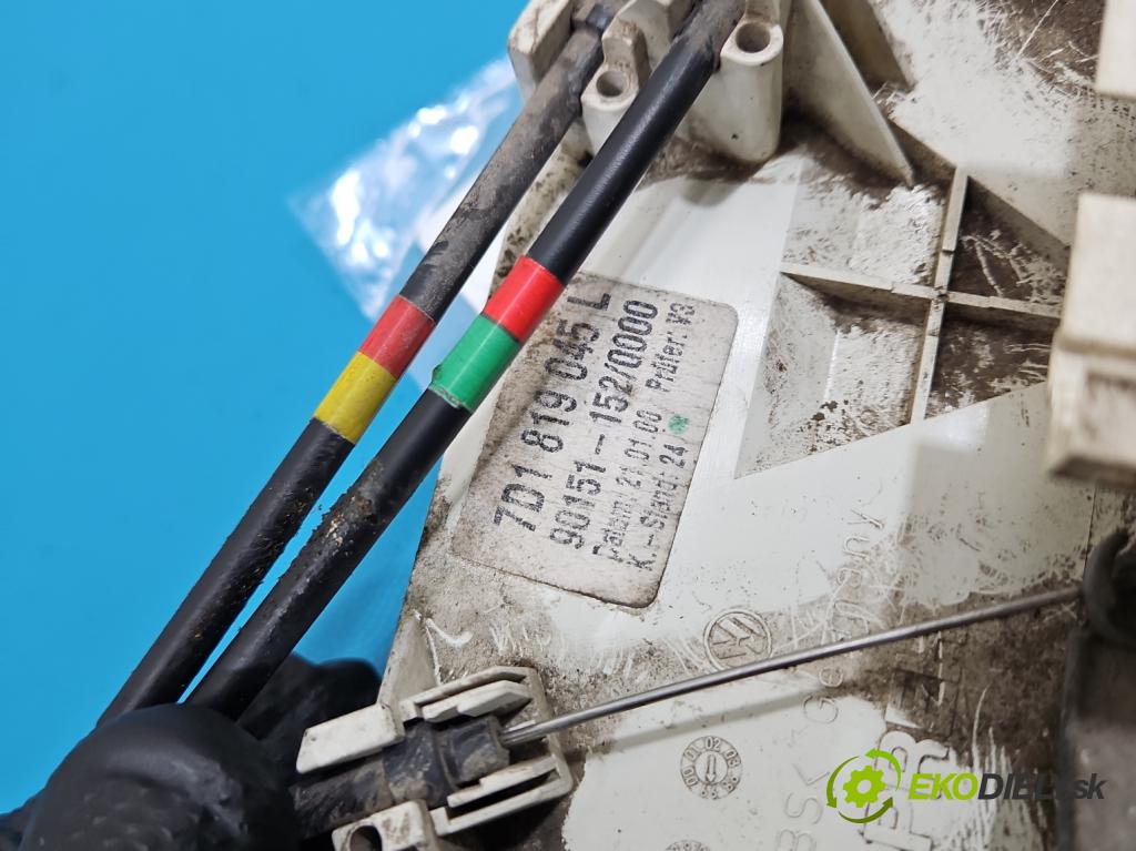 Vw Transporter T4 1990-2003 2.5 tdi 88 hp manual 65 kW 2461 cm3 5- palubní deska panel topení 7D1819045L