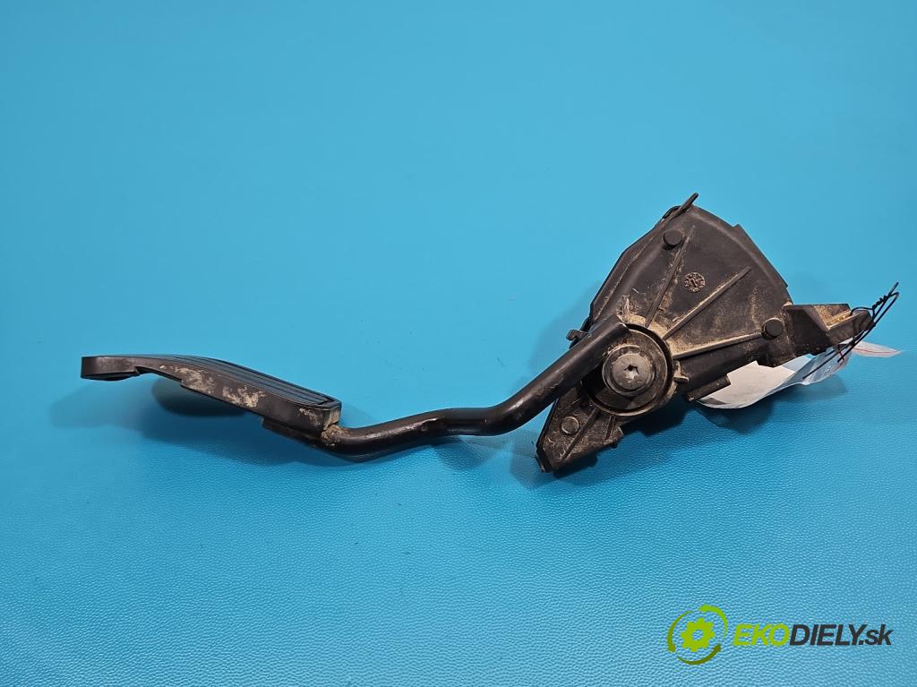 Vw Transporter T4 1990-2003 2.5 tdi 88 HP manual 65 kW 2461 cm3 5- pedal plyn potenciometr: 7D1721603B