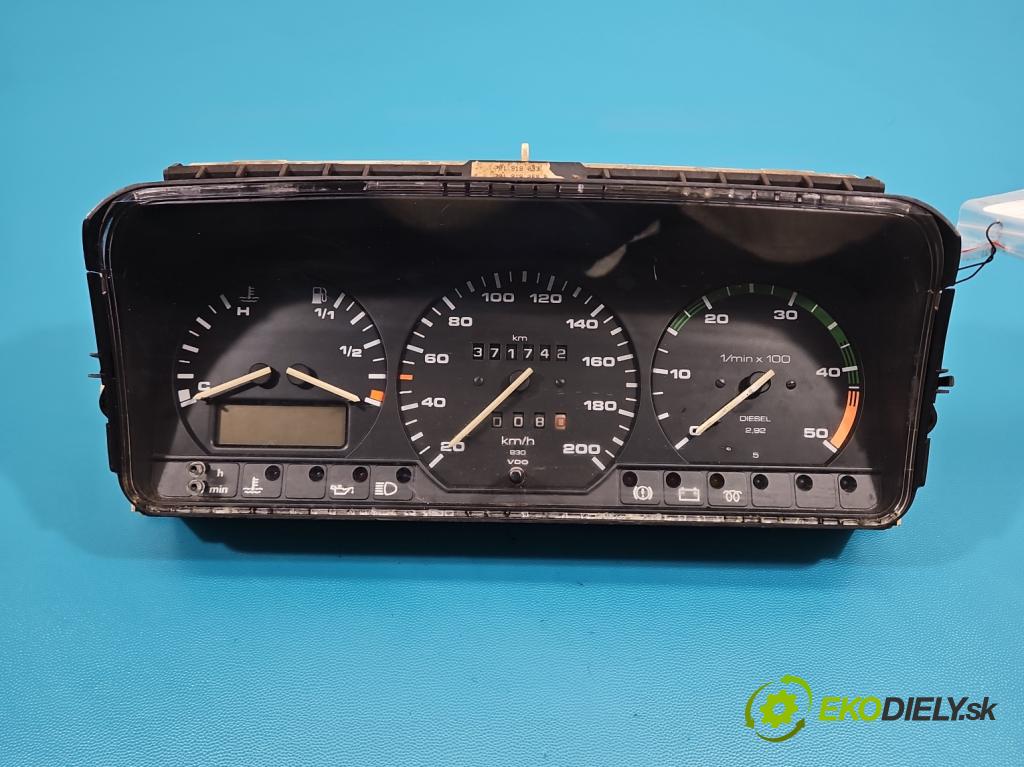 Vw Transporter T4 1990-2003 2.4d 77 HP manual 57 kW 2370 cm3 5- prístrojovka/ budíky 701919033BC (Prístrojová doska)