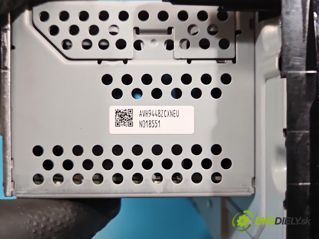 Toyota Aygo II 2014-2022 1.0 vvti 72 HP manual 53 kW 998 cm3 5- Radio originál 86140-YV010