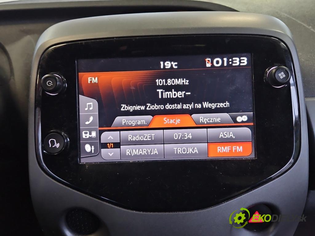 Toyota Aygo II 2014-2022 1.0 vvti 72 HP manual 53 kW 998 cm3 5- Radio originál 86140-YV010