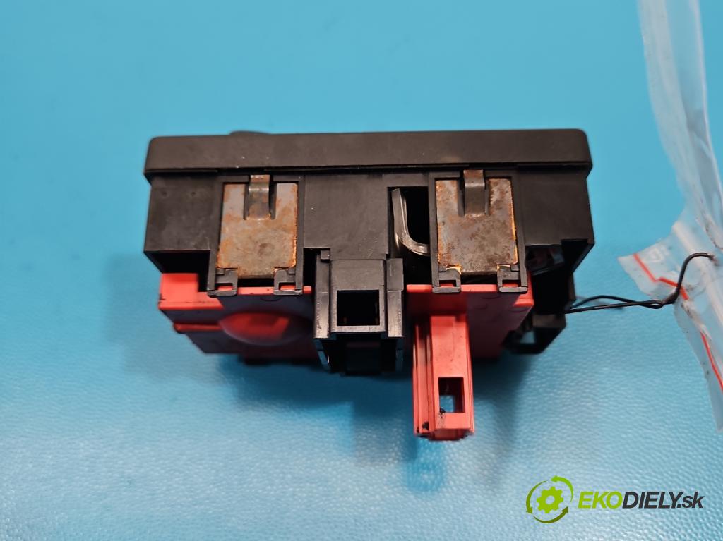 Vw Transporter T4 1990-2003 2.4d 77 HP manual 57 kW 2370 cm3 5- panel kúrenia 701959549