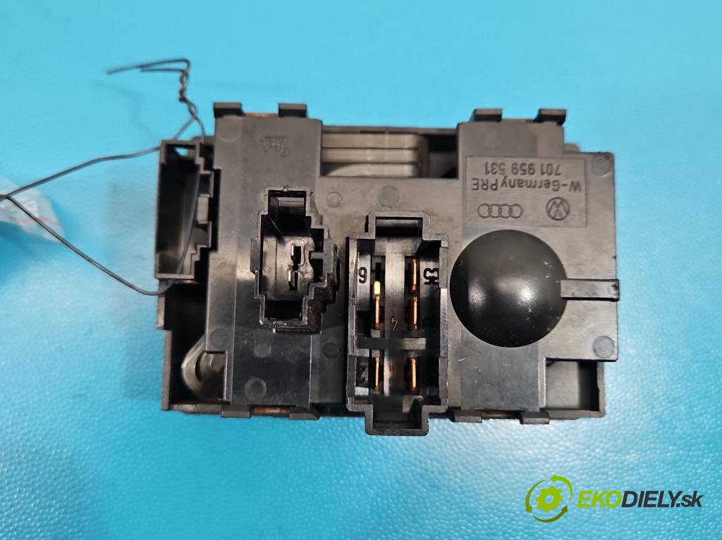 Vw Transporter T4 1990-2003 2.4d 77 HP manual 57 kW 2370 cm3 5- panel kúrenia 701959531