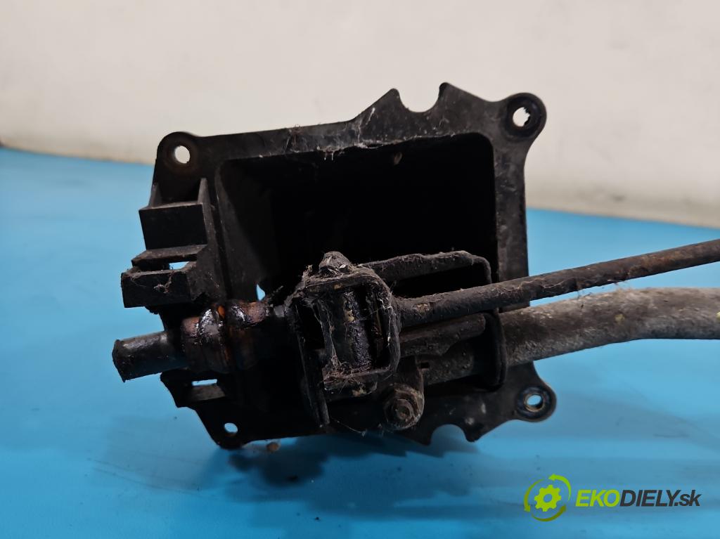 Vw Transporter T4 1990-2003 2.4d 77 HP manual 57 kW 2370 cm3 5- Páka: Změny: stupeň,rýchlosť  (Rýchlostná páka (kulisa))