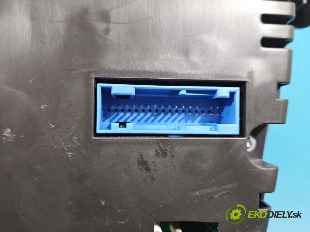 Vw Passat CC 2008-2016 2.0 tdi 170 hp manual 125 kW 1968 cm3 4- Přístrojová deska 3C8920870C (Přístrojová deska)