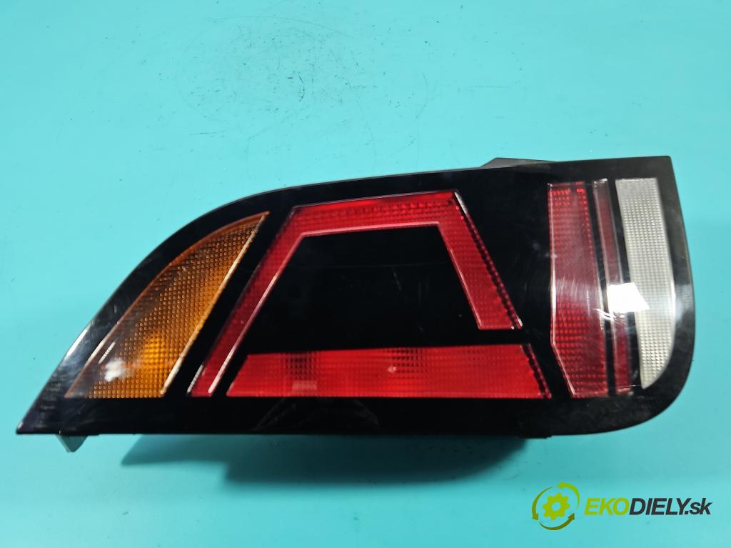 Vw Up! 1.0 MPI 60 HP manual 44 kW 999 cm3 3- svetlo / reflektor zadné ľavé 1S0945095J (Kľučka dverí ostatné)