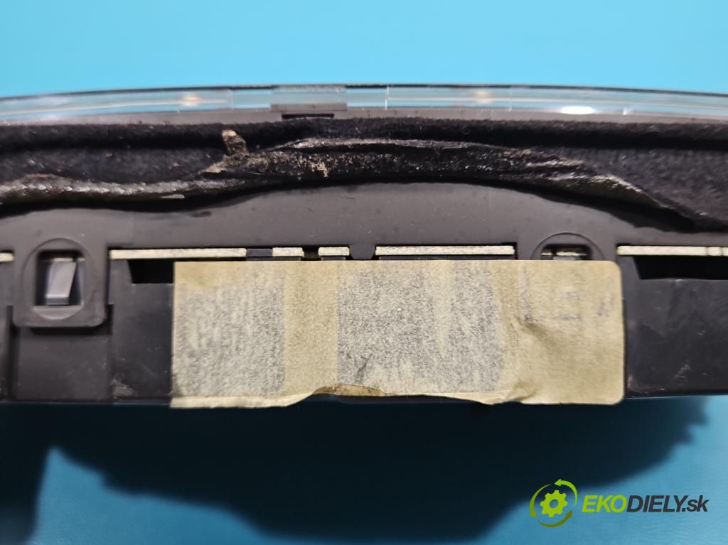 Audi A3 8L 1996-2003 1.6 SR 101 HP manual 74 kW 1595 cm3 3- prístrojovka/ budíky 8L0919860E (Prístrojová doska)