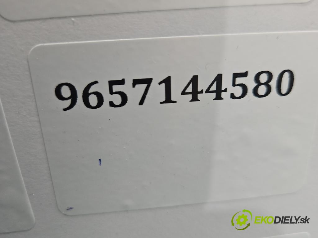 Peugeot 407 2.0 hdi 136 HP manual 100 kW 1997 cm3 4- vstrek 9657144580 (Vstrekovač paliva)