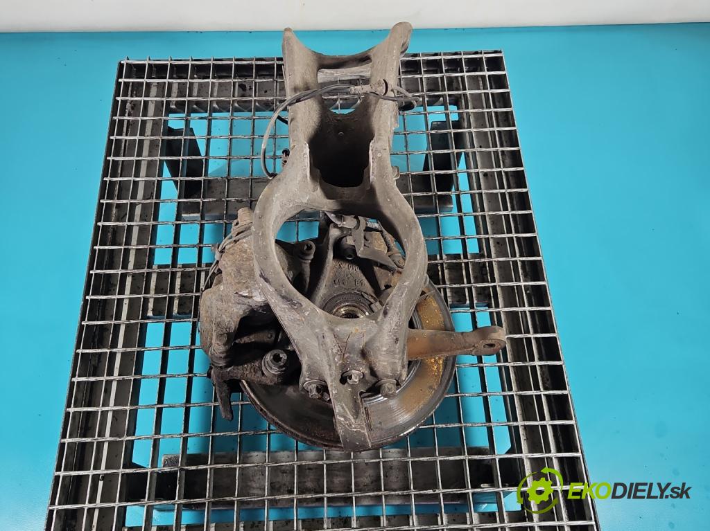 Peugeot 407 2.0 hdi 136hp manual 100 kW 1997 cm3 4- náboj pravé  (Náboj kola)