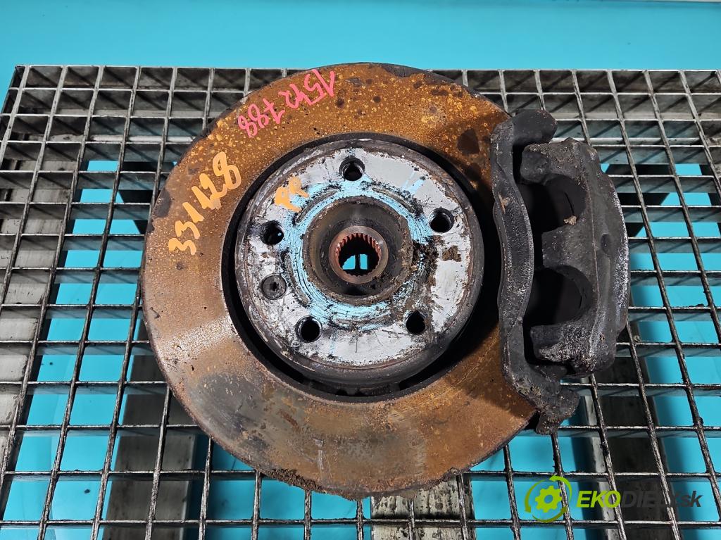 Renault Trafic II 2001-2014 2.0 dci 114 hp manual 84 kW 1995 cm3 5- náboj pravé  (Náboj kola)