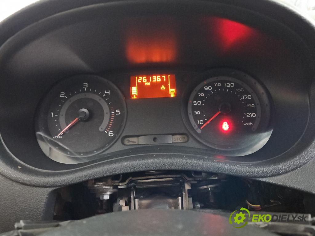 Renault Clio III 2005-2012 1.5 dci 68 hp manual 50 kW 1461 cm3 3- Přístrojová deska 8200761859-M (Přístrojová deska)