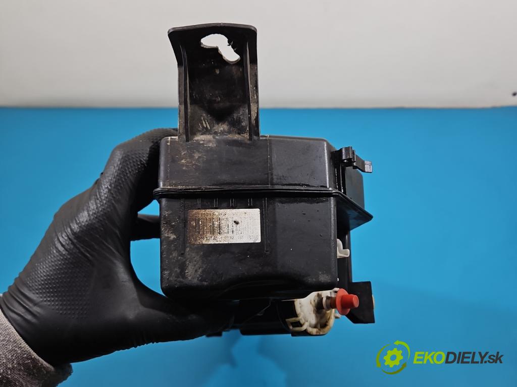 Peugeot 5008 I 2009-2017 1.6 hdi 111KM manual 82 kW 1560 cm3 5- Nádrž: tekutina: FAP DPF 9672052180