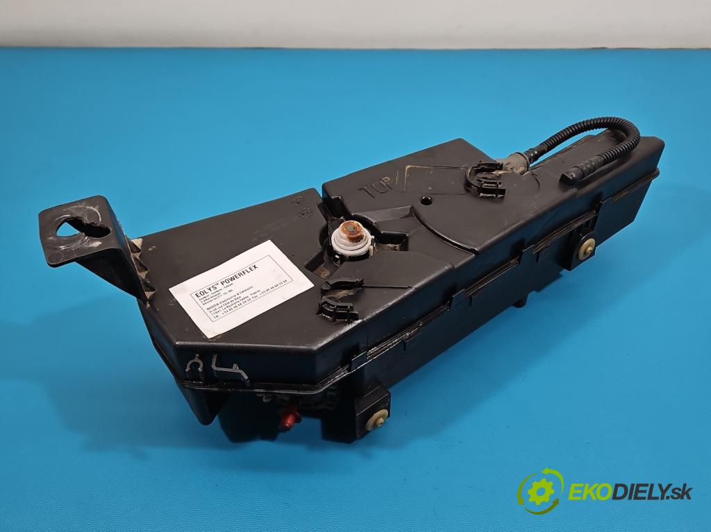 Peugeot 5008 I 2009-2017 1.6 hdi 111KM manual 82 kW 1560 cm3 5- Nádrž: tekutina: FAP DPF 9672052180