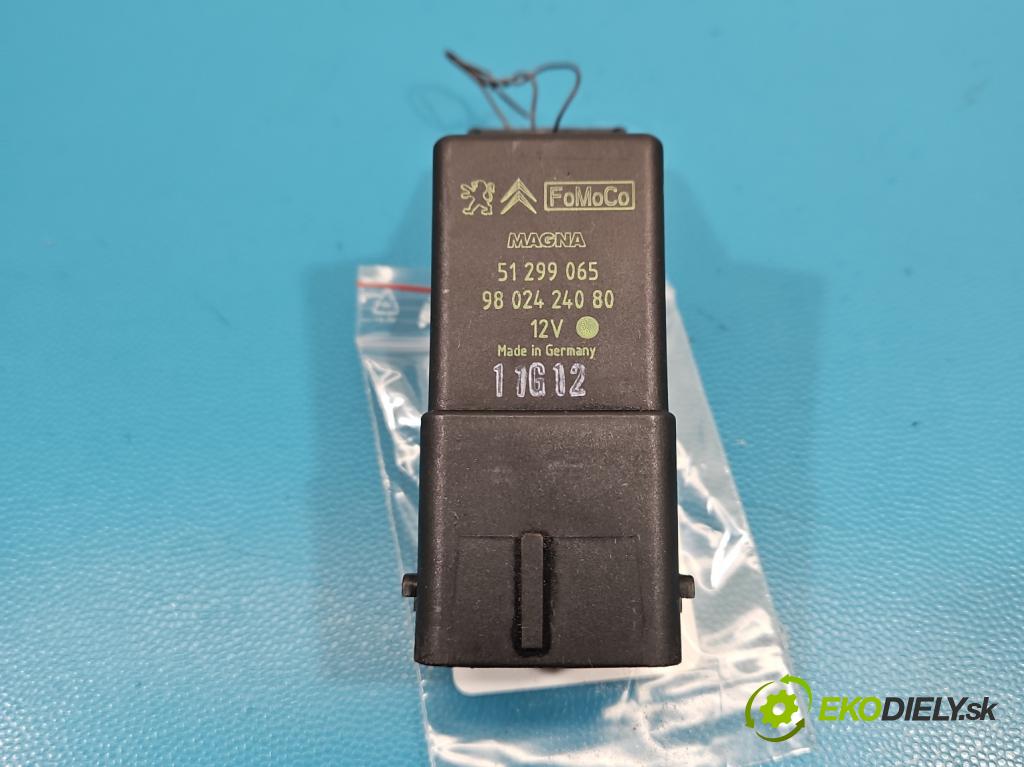 Peugeot 5008 I 2009-2017 1.6 hdi 111KM manual 82 kW 1560 cm3 5- Relé: svíčky: zařicích: 9802424080 (Relé)