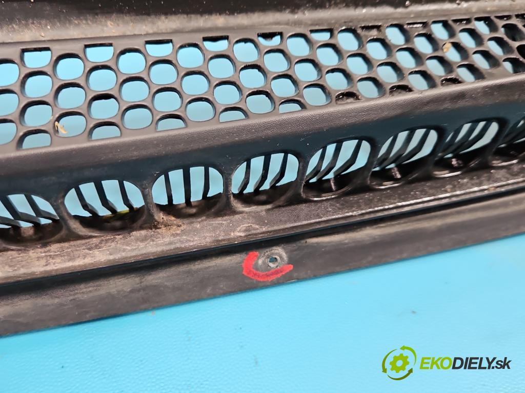 Peugeot 5008 I 2009-2017 1.6 hdi 111KM manual 82 kW 1560 cm3 5- torpédo 9671623680 (Torpédo (plast pod čelným sklom))