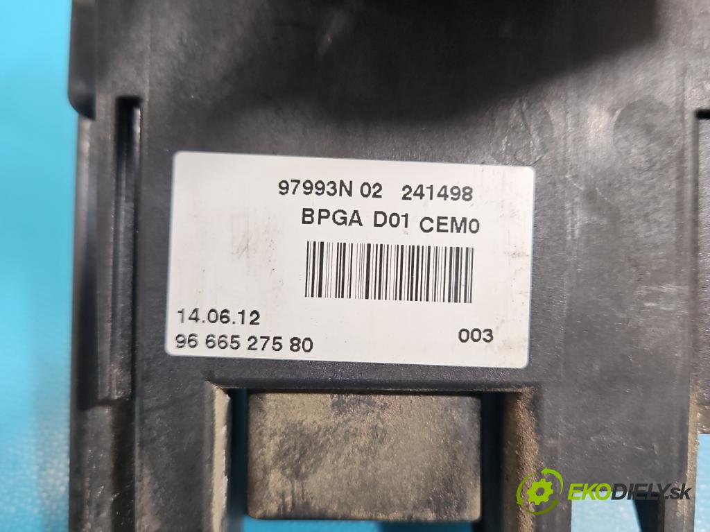 Peugeot 5008 I 2009-2017 1.6 hdi 111KM manual 82 kW 1560 cm3 5- kontakt plusová 28236841
