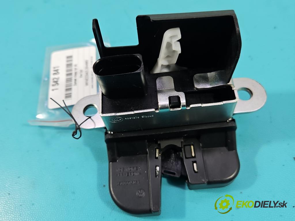 Vw Up 1.0 MPI 60 HP manual 44 kW 999 cm3 3- zámok kufrové dvere zadné