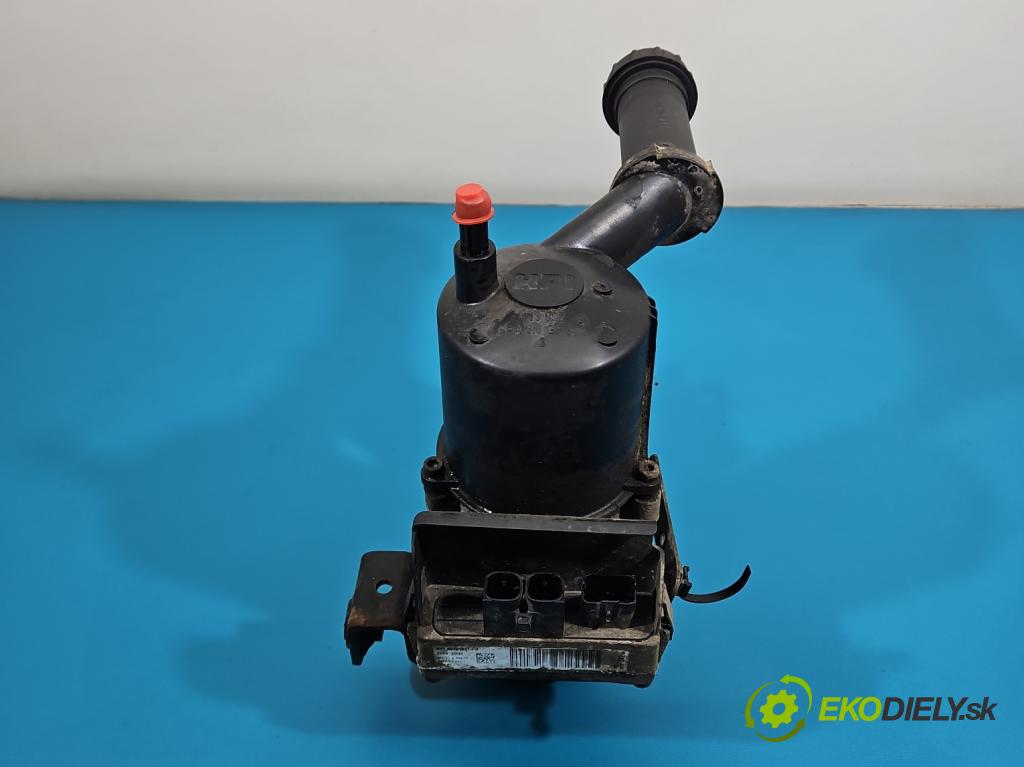 Peugeot 5008 I 2009-2017 1.6 hdi 111KM manual 82 kW 1560 cm3 5- čerpadlo posilovač A5101811B (Servočerpadlo)