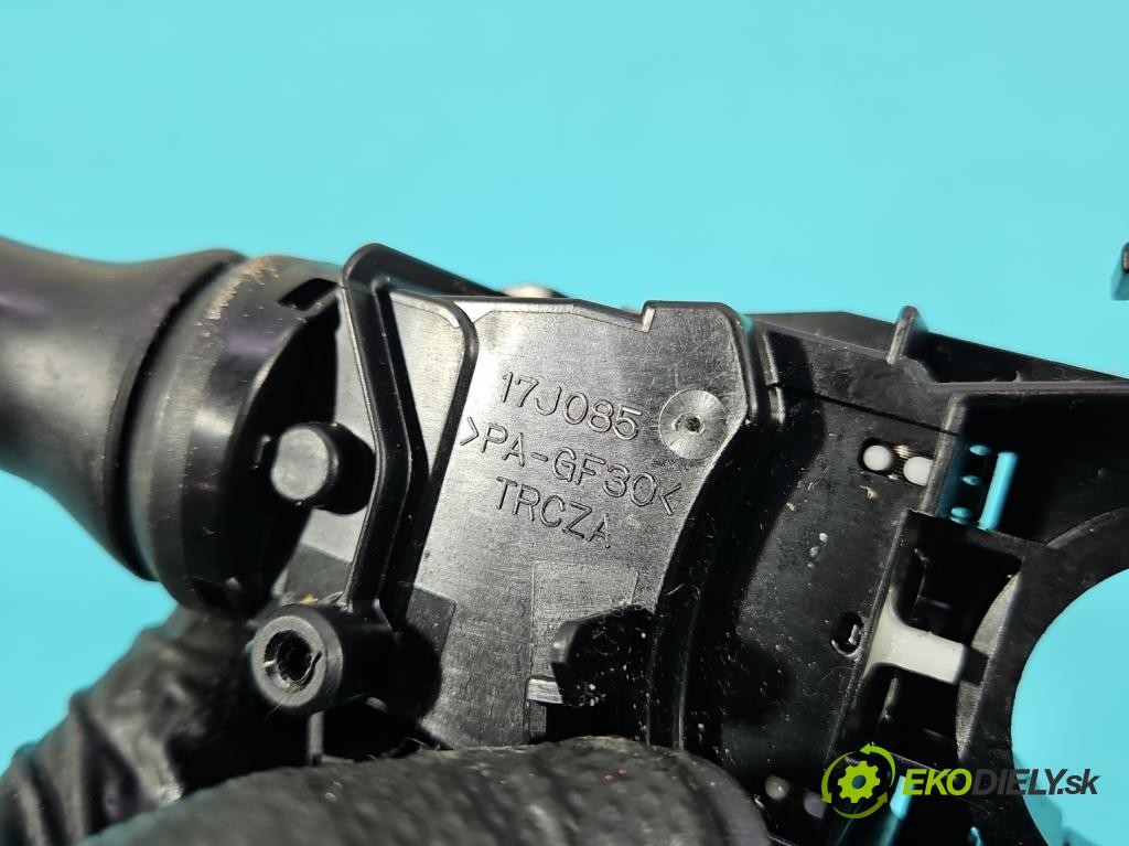 Toyota Aygo II 2014-2022 1.0 vvti 72 HP manual 53 kW 998 cm3 5- prepínač komplex: 0H080-17J090 (Prepínacie páčky pod volantom)