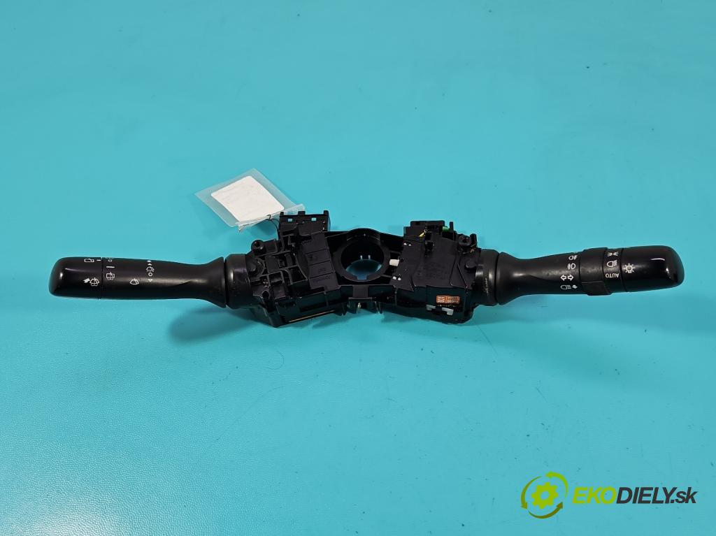 Toyota Aygo II 2014-2022 1.0 vvti 72 HP manual 53 kW 998 cm3 5- prepínač komplex: 0H080-17J090 (Prepínacie páčky pod volantom)