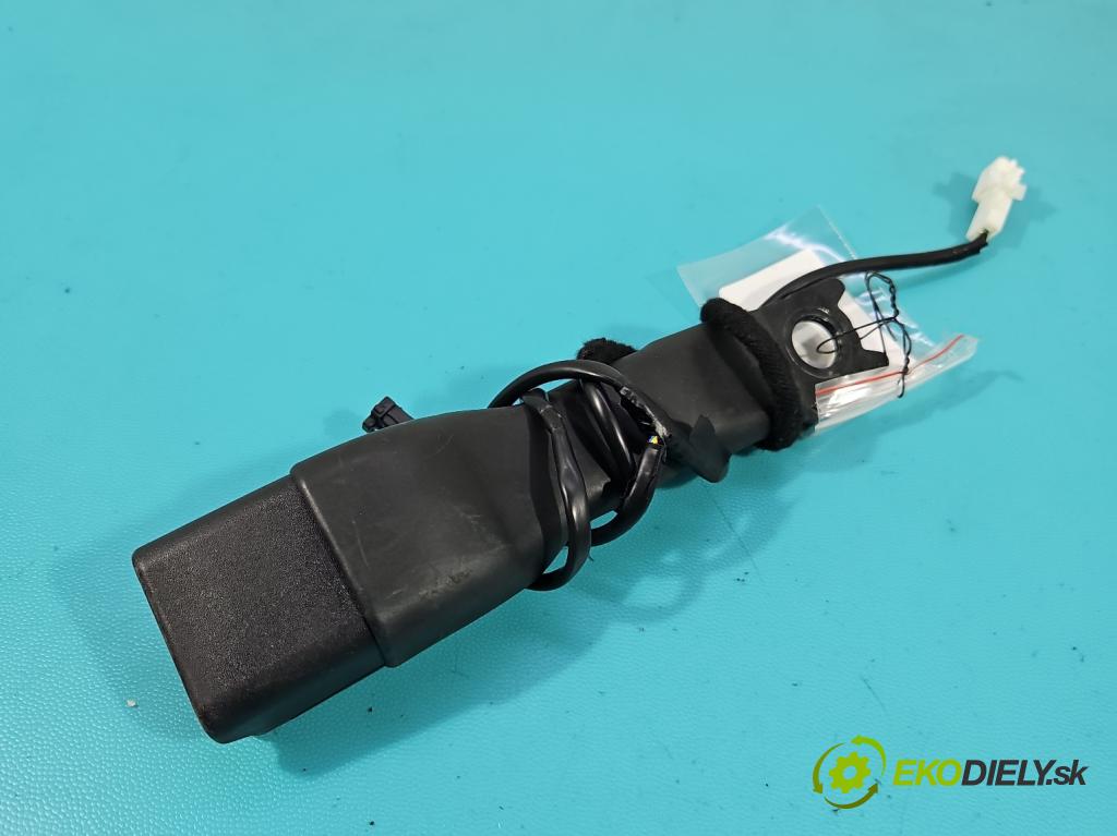 Toyota Aygo II 2014-2022 1.0 vvti 72 HP manual 53 kW 998 cm3 5- pas bezpečnosť: predné pravý 308605910