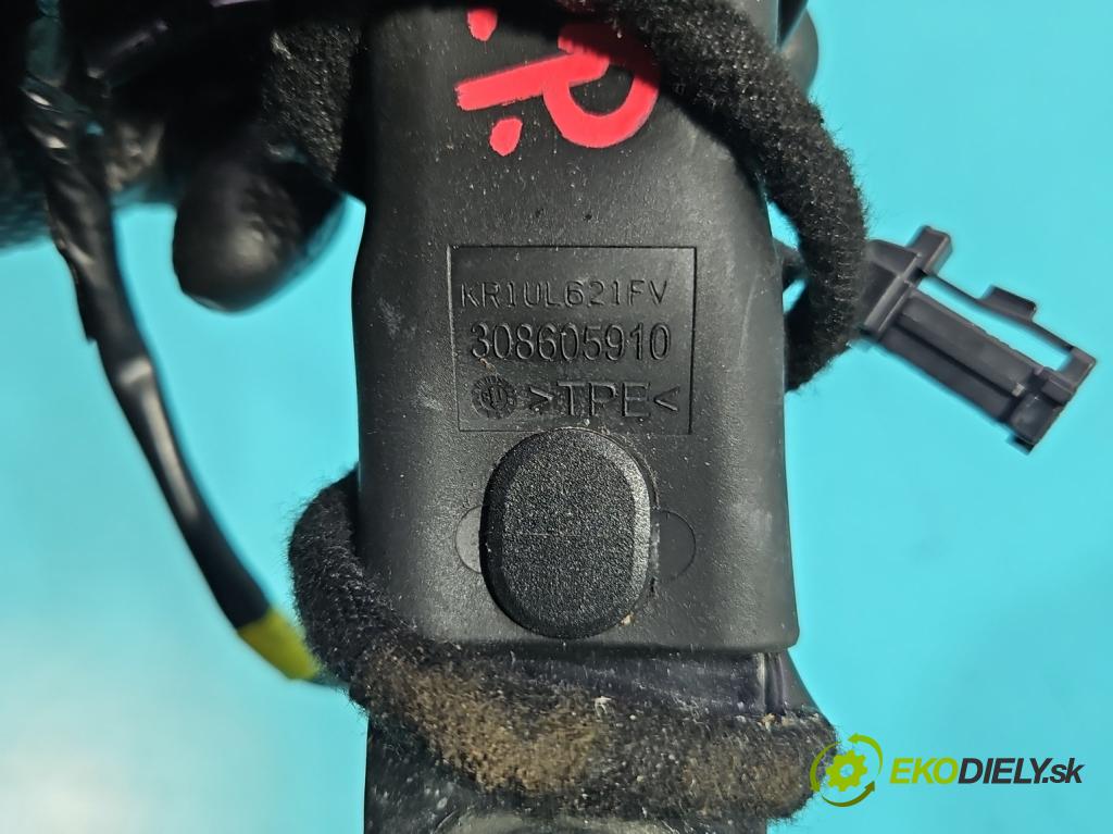 Toyota Aygo II 2014-2022 1.0 vvti 72 HP manual 53 kW 998 cm3 5- pas bezpečnosť: predné pravý 308605910