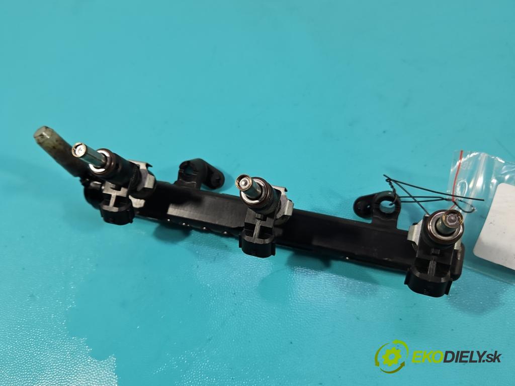 Vw Up! 1.0 MPI 60 HP manual 44 kW 999 cm3 3- vstrek 04C133313AH (Vstrekovač paliva)