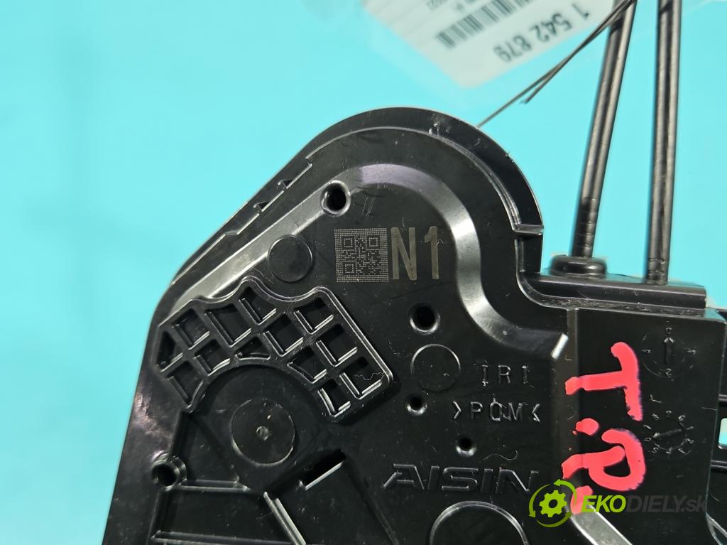 Toyota Aygo II 2014-2022 1.0 vvti 72 HP manual 53 kW 998 cm3 5- zámok zadné pravý