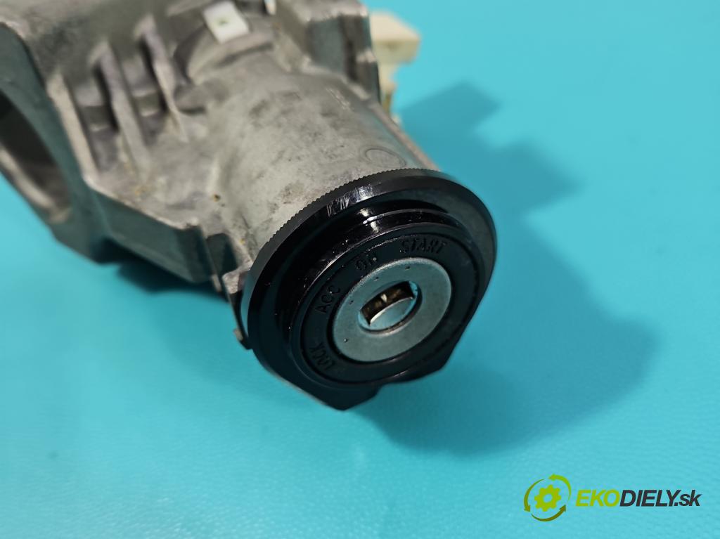 Toyota Aygo II 2014-2022 1.0 vvti 72 HP manual 53 kW 998 cm3 5- Spínačka  (Spínacia skrinka)