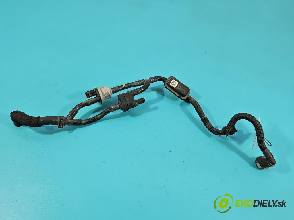 Vw Up 1.0 MPI 60 hp manual 44 kW 999 cm3 3- trubka palivový 5Q0127242E