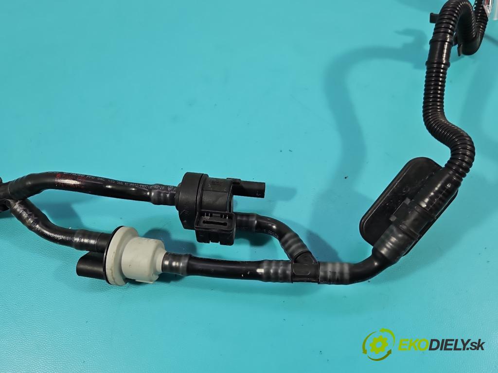 Vw Up 1.0 MPI 60 HP manual 44 kW 999 cm3 3- rúrka palivovy 5Q0127242E