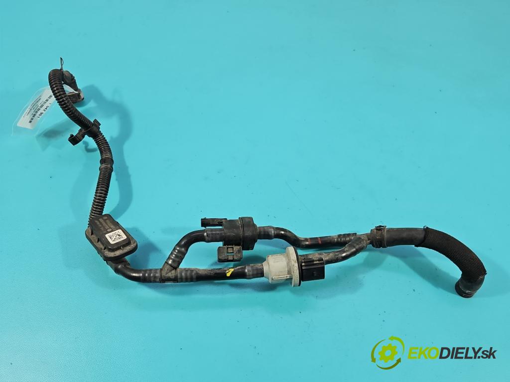 Vw Up 1.0 MPI 60 HP manual 44 kW 999 cm3 3- rúrka palivovy 5Q0127242E