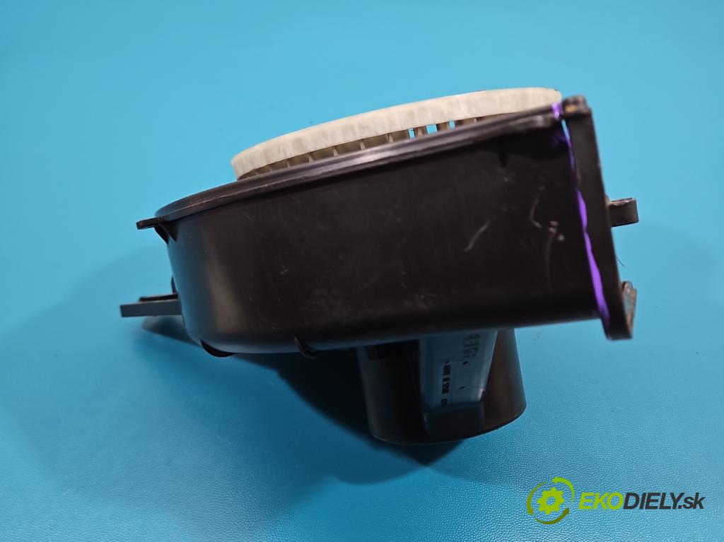 Seat Ibiza III 6L 2002-2008 1.4 16V 75 HP manual 55 kW 1390 cm3 5- ventilátor vzduchu 6Q1820015G
