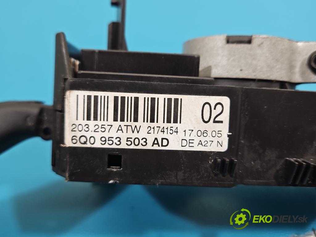 Seat Ibiza III 6L 2002-2008 1.4 16V 75 HP manual 55 kW 1390 cm3 5- prepínač komplex: 6Q0953503AD (Prepínacie páčky pod volantom)