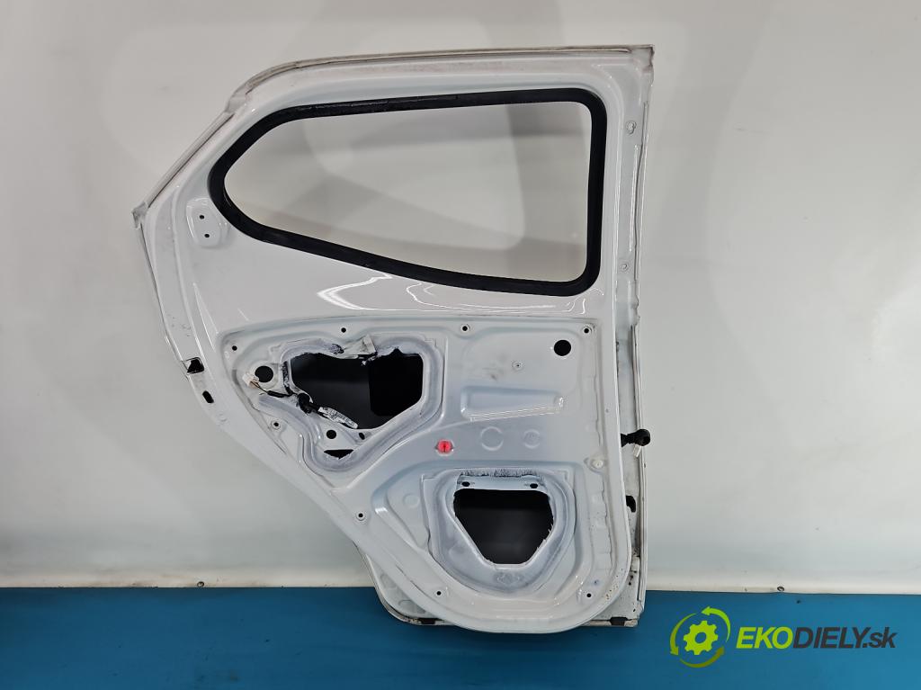 Toyota Aygo II 2014-2022 1.0 vvti 72 HP manual 53 kW 998 cm3 5- dvere zadné ľavé  (Kľučka dverí ostatné)